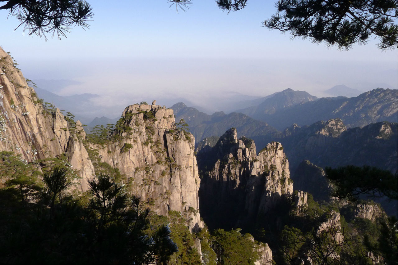 Lion-Peak-Huangshan